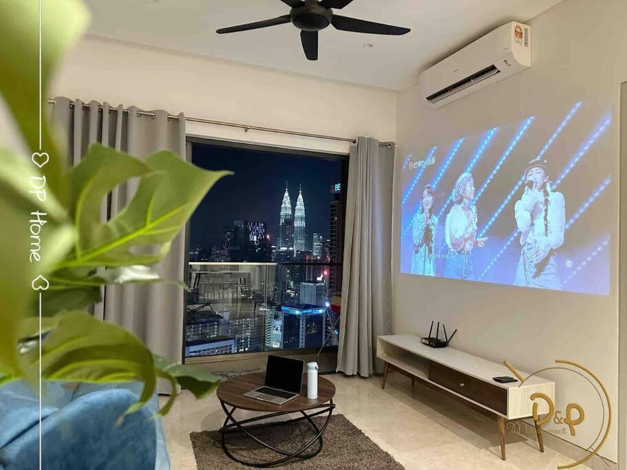 1+ 1 Bedroom 4-5Pax/Klcc/ Bukit Bintang/City View/Mrt Kuala Lumpur Esterno foto