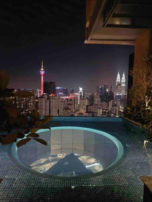 1+ 1 Bedroom 4-5Pax/Klcc/ Bukit Bintang/City View/Mrt Kuala Lumpur Esterno foto